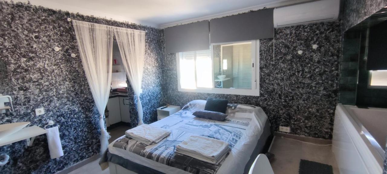 Latorre Jacuzzi Jerez Jerez de la Frontera Exterior foto