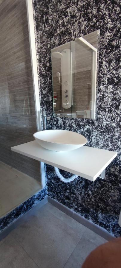 Latorre Jacuzzi Jerez Jerez de la Frontera Exterior foto
